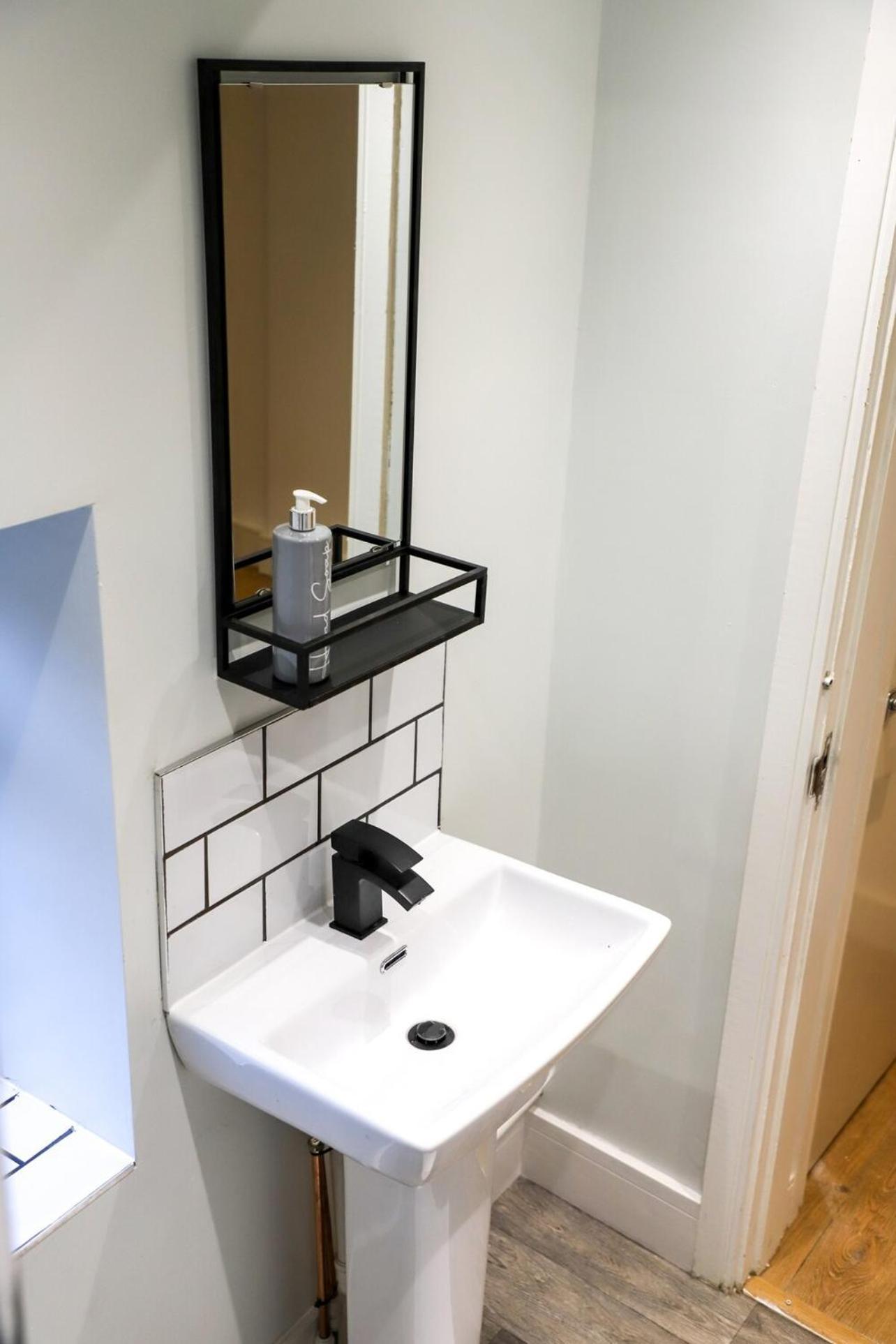 New- Modern 2Br Apt Wifi Sleep5 City Centre Шефилд Экстерьер фото