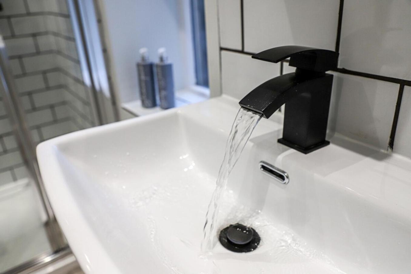 New- Modern 2Br Apt Wifi Sleep5 City Centre Шефилд Экстерьер фото