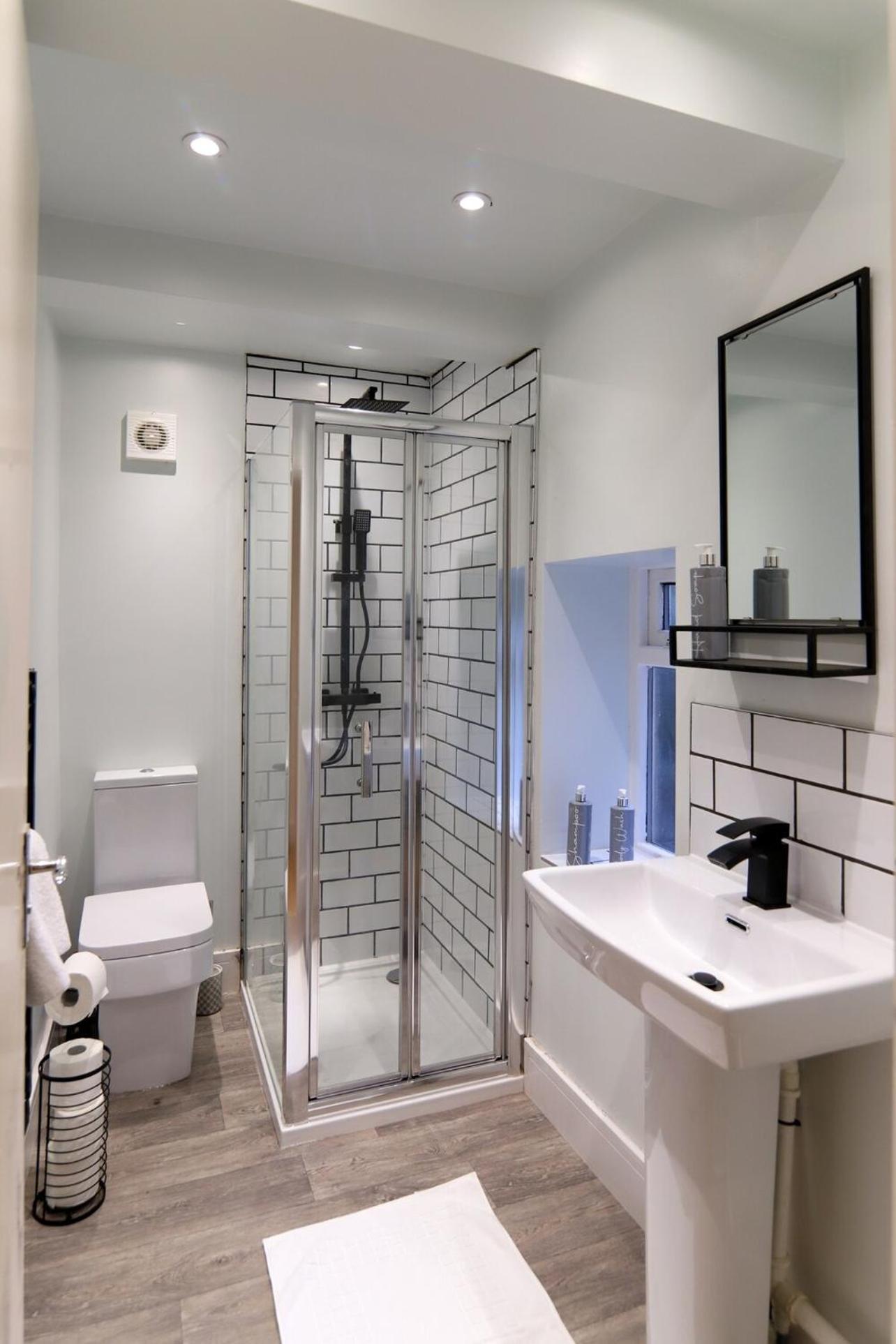 New- Modern 2Br Apt Wifi Sleep5 City Centre Шефилд Экстерьер фото